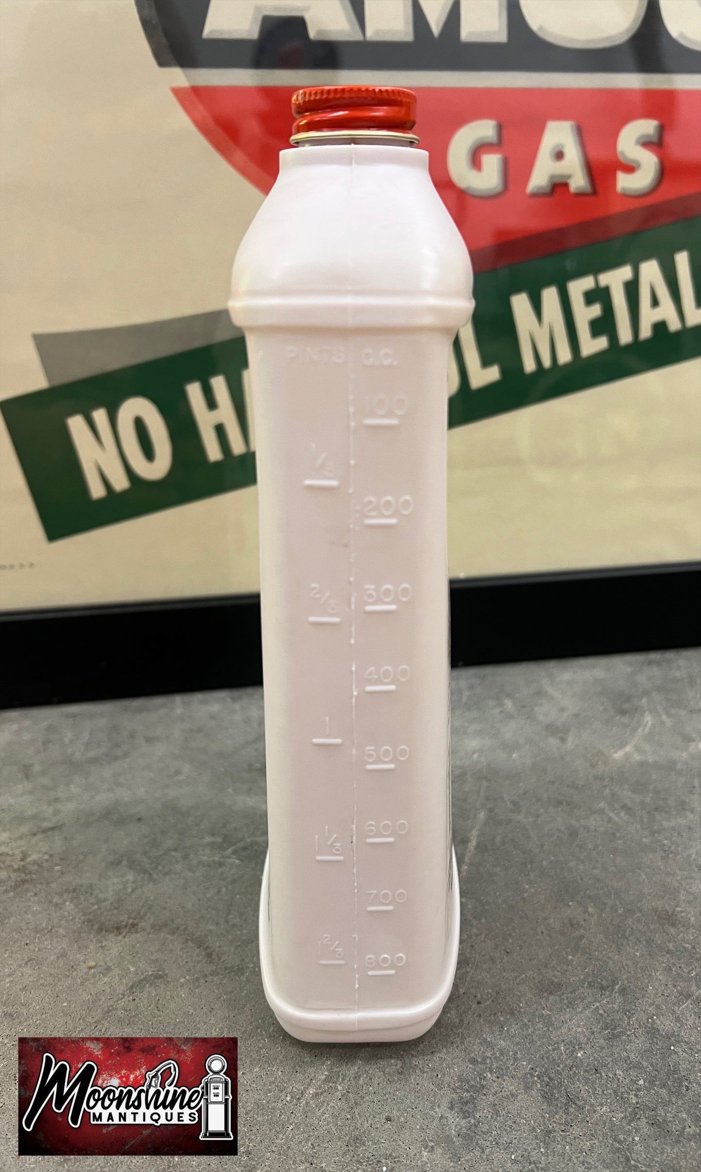 1960’s WOLF'S HEAD 2 Cycle Oil Bottle - Gas & Oil - Free Shipping!