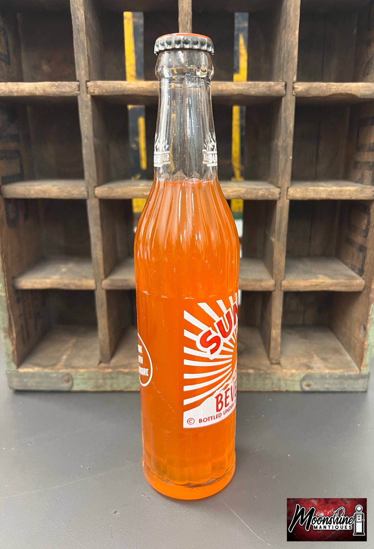 Vtg. 1950's SUNRISE Soda Bottle 10oz. - Free Shipping!