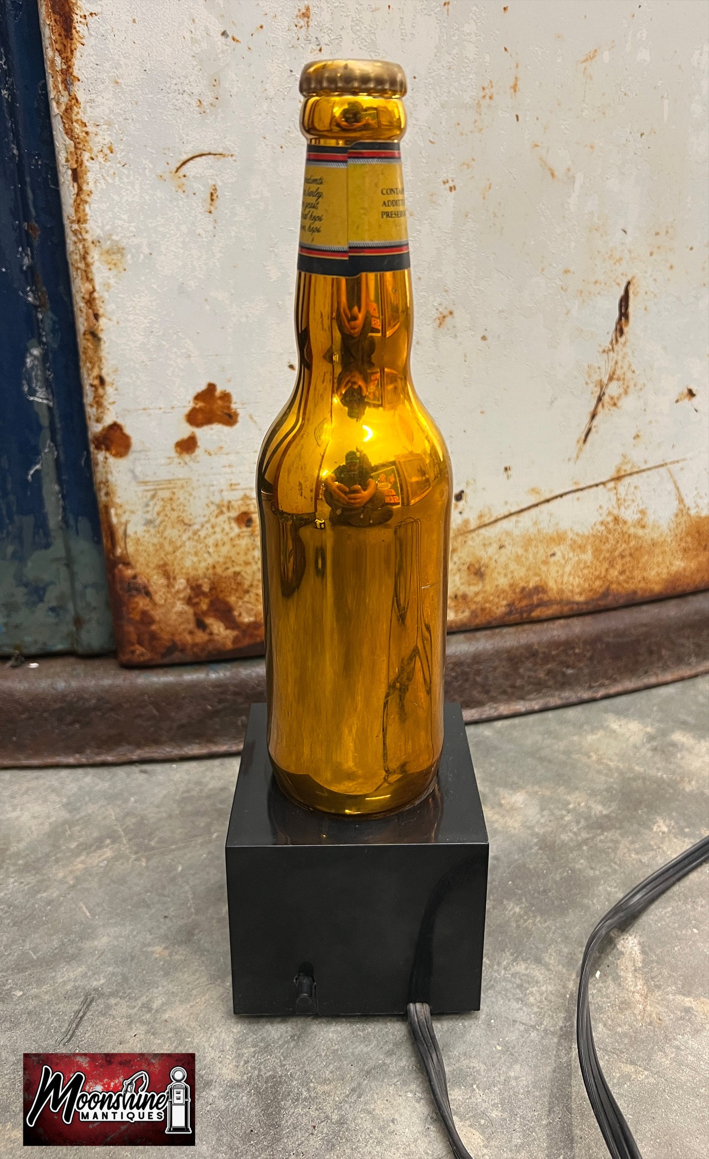 Vtg. MILLER GENUINE DRAFT Lighted Advertising Beer Bottle Sign - Free Shipping!