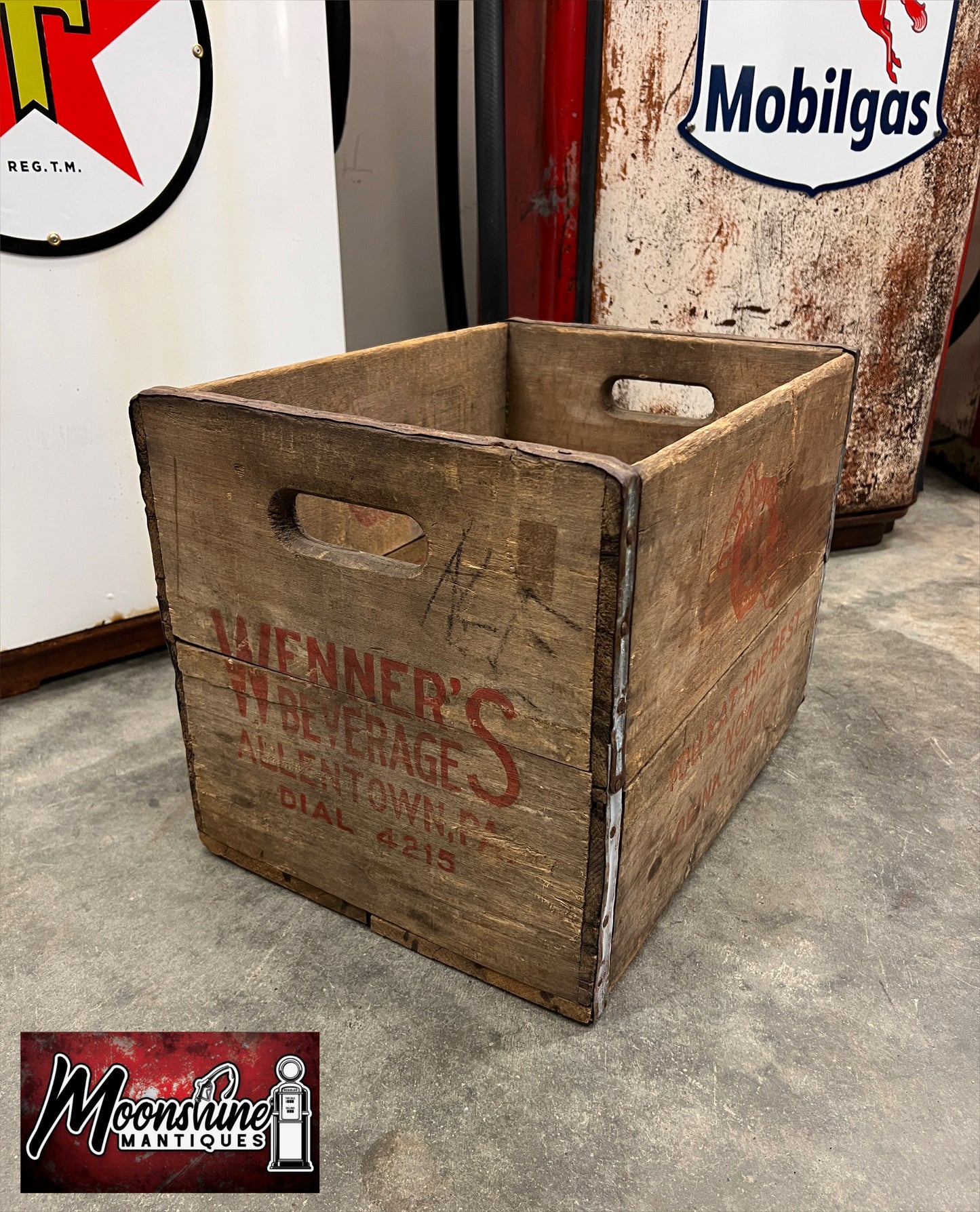 Vtg. 1940's WENNER'S BEVERAGES Wood Drink Bottle Crate - Free Shipping!