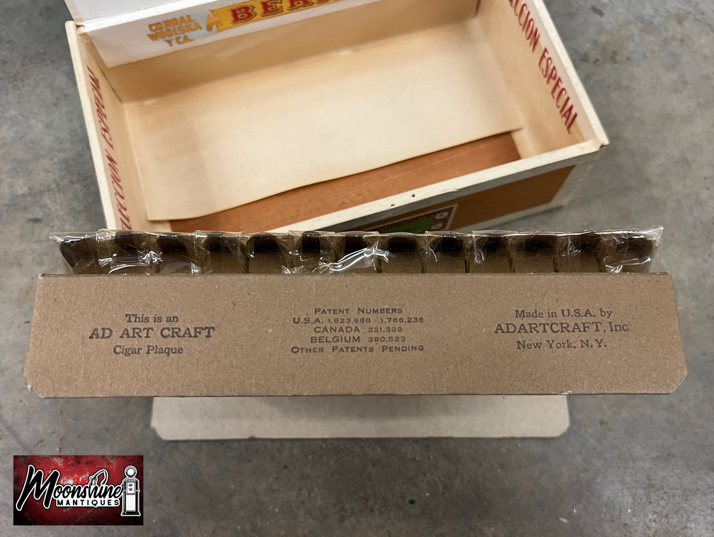 RARE Vtg. BERING CIGARS Display Box / Cigar Store - Free Shipping!