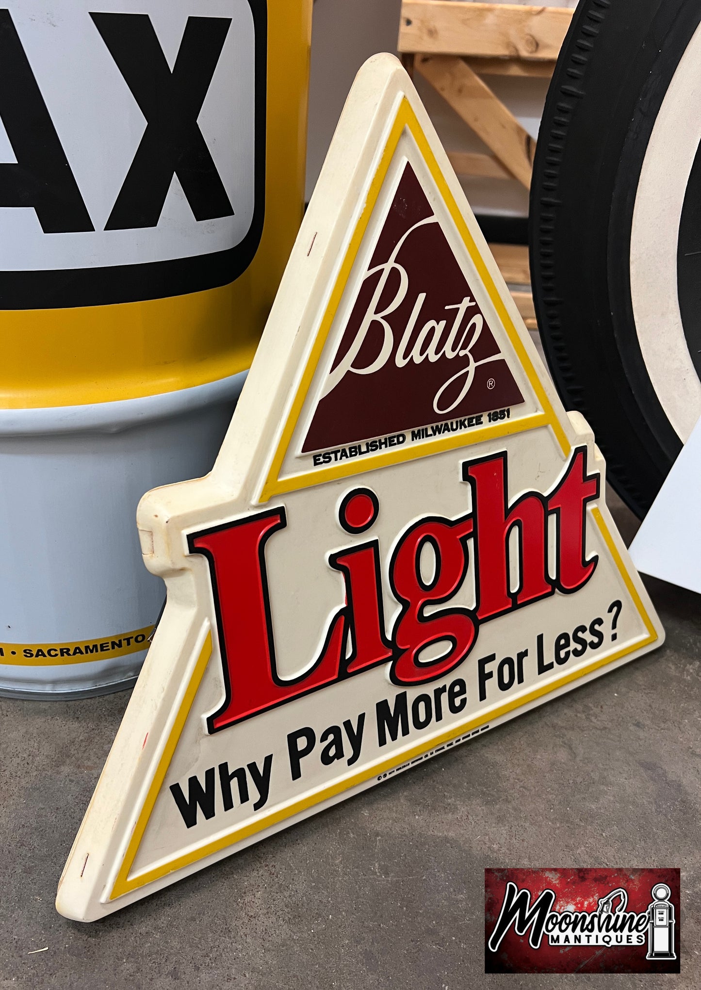 Vtg. 1970's BLATZ BEER Lighted Advertising Bar Sign - Free Shipping!