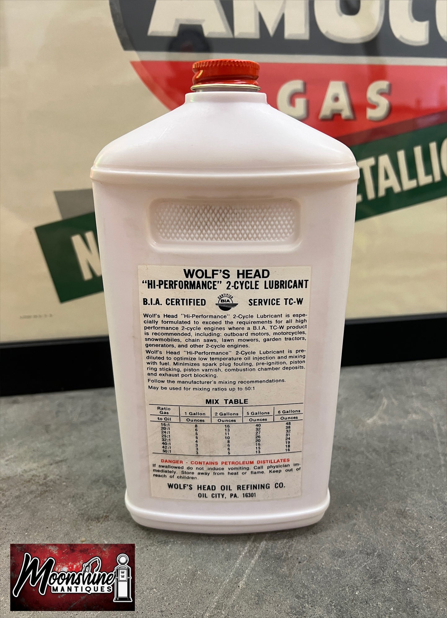 1960’s WOLF'S HEAD 2 Cycle Oil Bottle - Gas & Oil - Free Shipping!