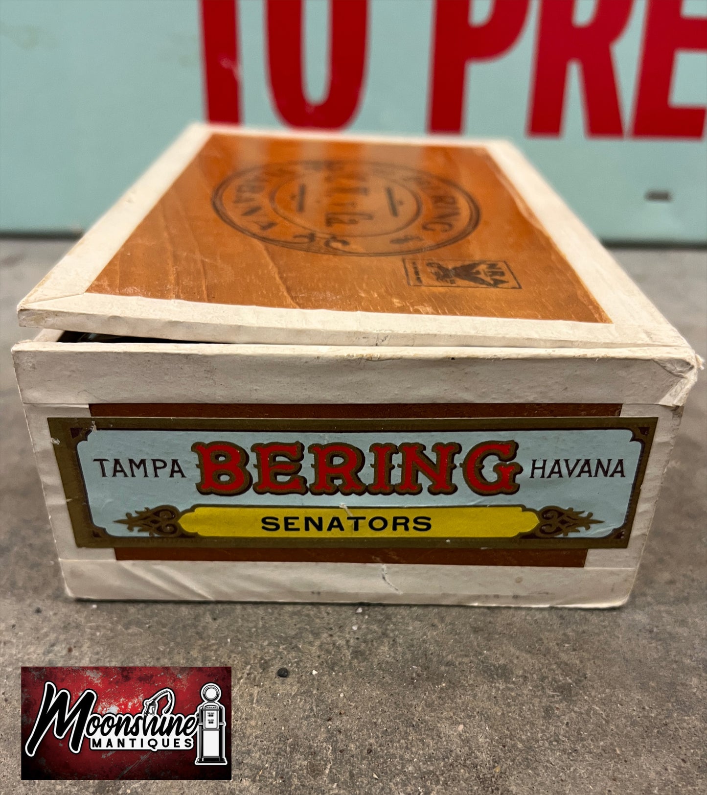 RARE Vtg. BERING CIGARS Display Box / Cigar Store - Free Shipping!