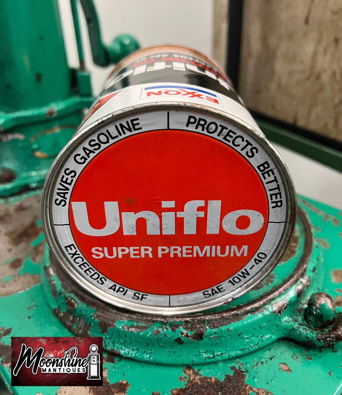 FULL - Vtg. EXXON Uniflo Motor Oil Can 1 qt - Gas & Oil - Free Shipping!