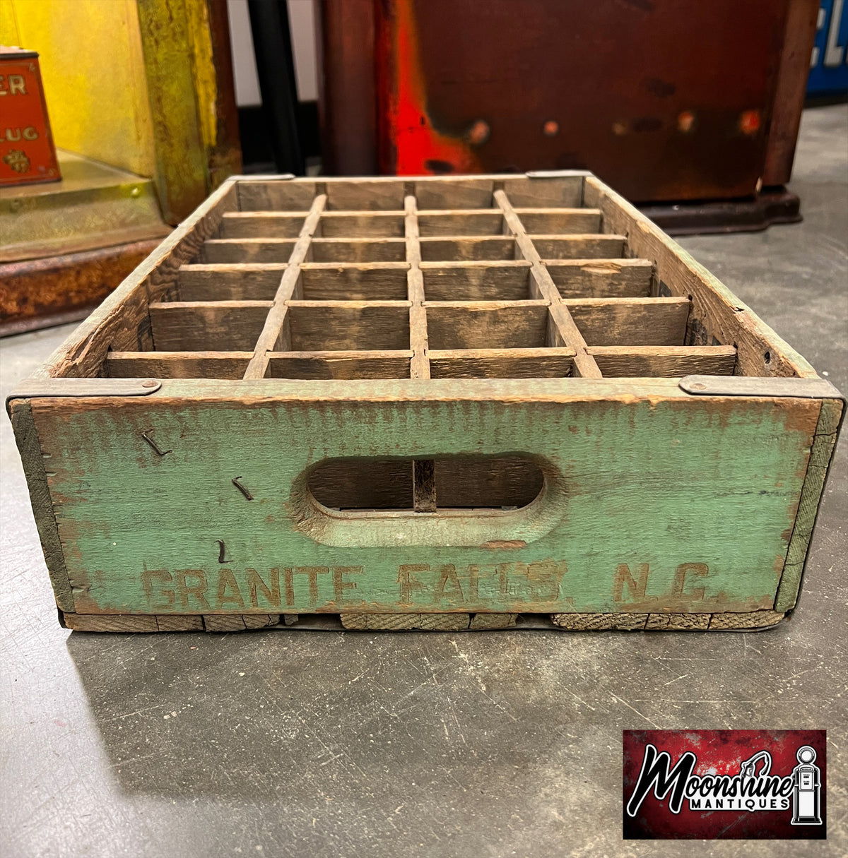 Vtg. 1960's SUN DROP Drink Bottle Wooden Crate / Carrier - Free Shipping!