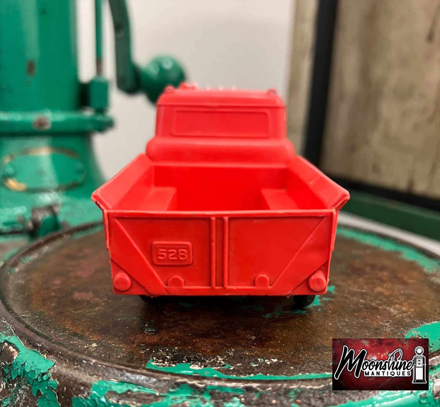 Vtg. 1950's AUBURN Toy Dump Truck - Made in USA - Free Shipping!