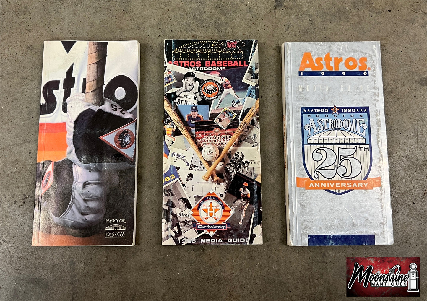 Lot of 3  - HOUSTON ASTROS Media Guides 1985 1986 1990 MLB Baseball - Free Shipping!