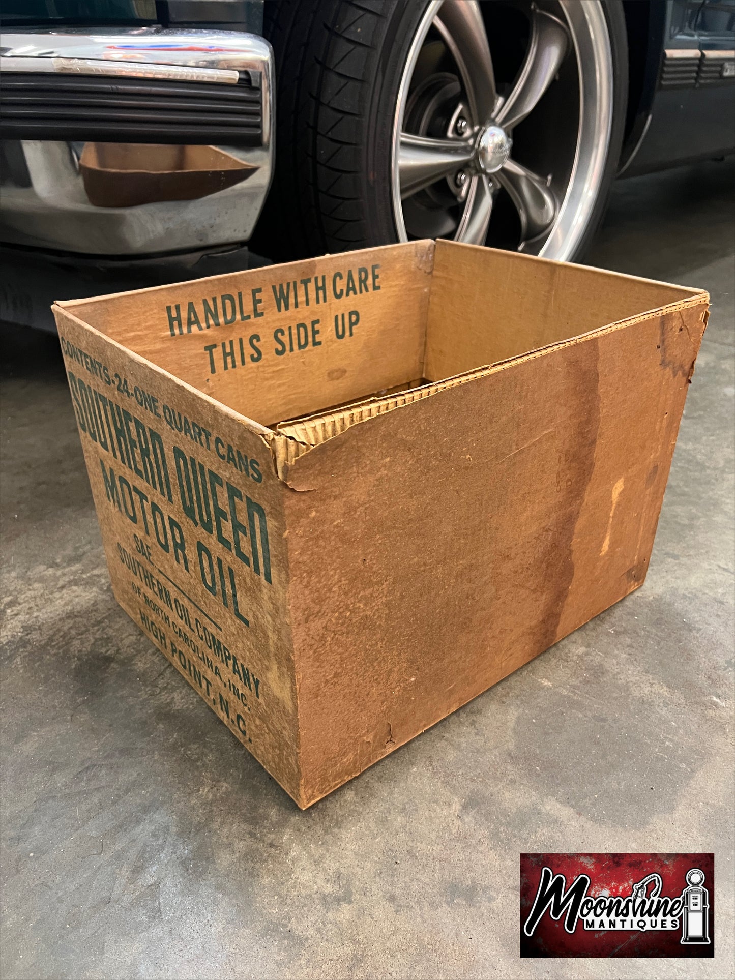 RARE - Vtg. 1960's SOUTHERN QUEEN Motor Oil Can Case Box - Gas & Oil - Free Shipping!