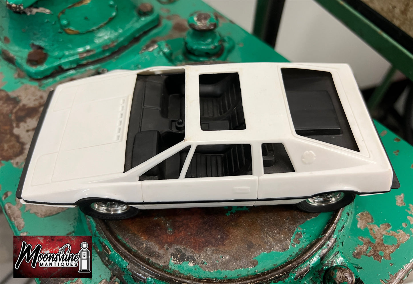 Vtg. 1980's TESTOR TOYS 8" Lotus Esprit - Free Shipping!