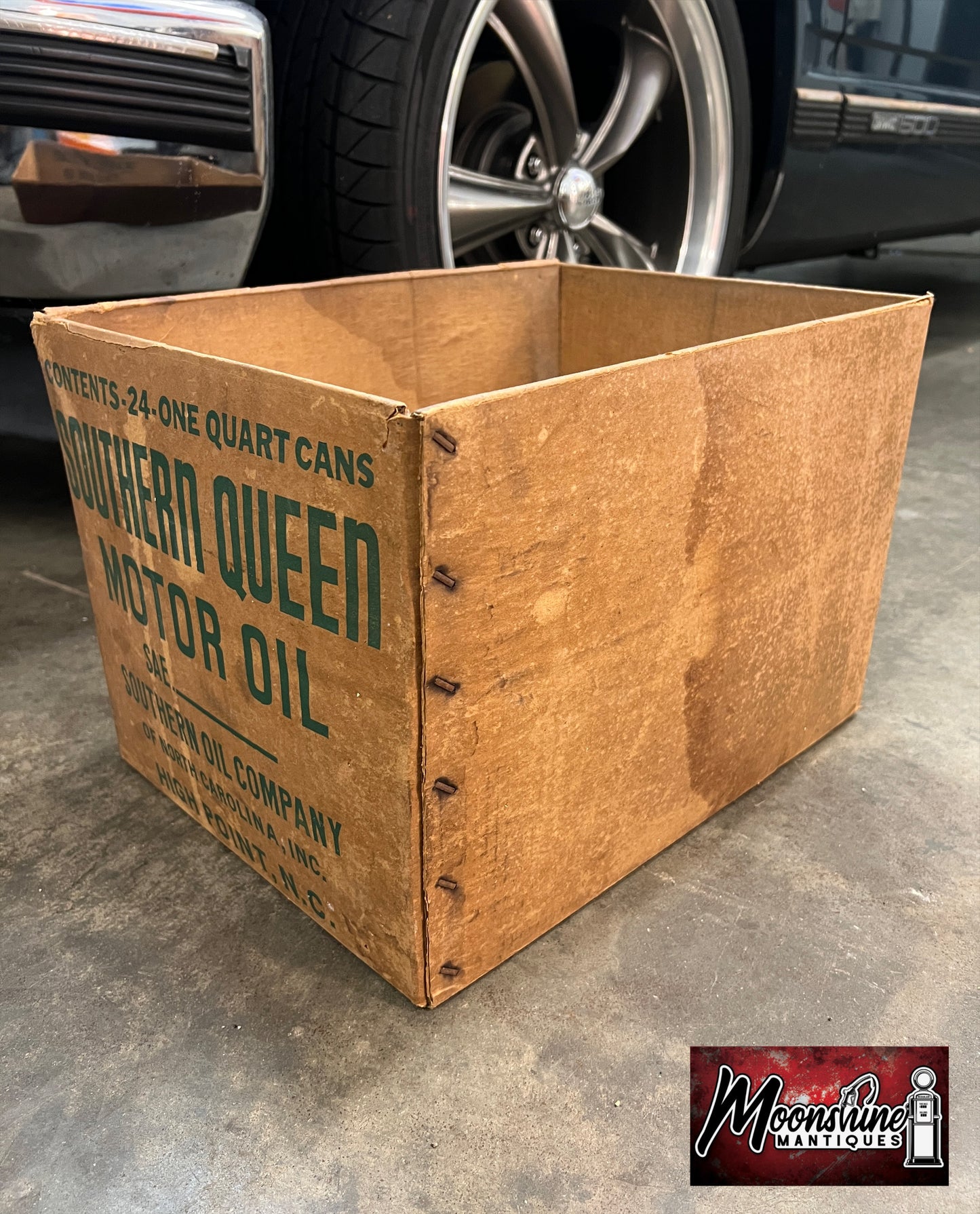 RARE - Vtg. 1960's SOUTHERN QUEEN Motor Oil Can Case Box - Gas & Oil - Free Shipping!