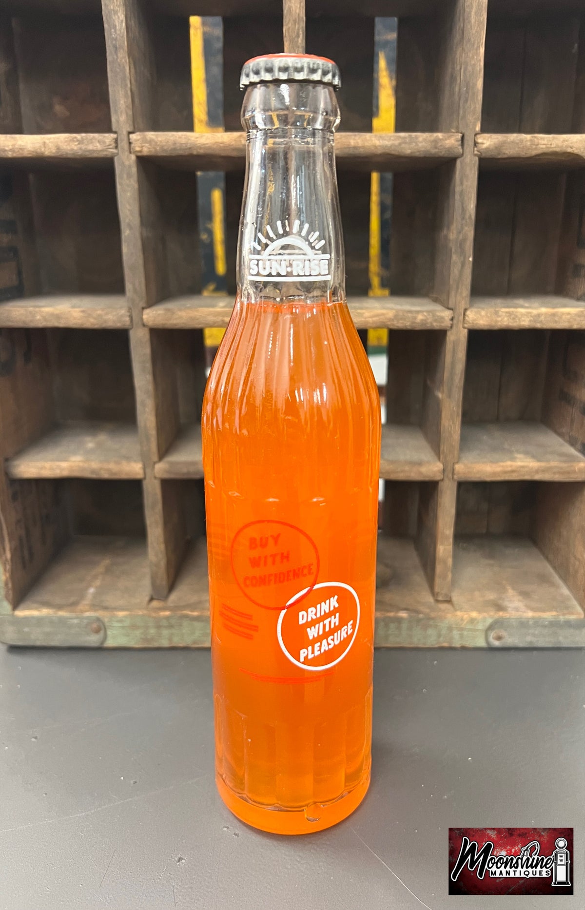 Vtg. 1950's SUNRISE Soda Bottle 10oz. - Free Shipping!