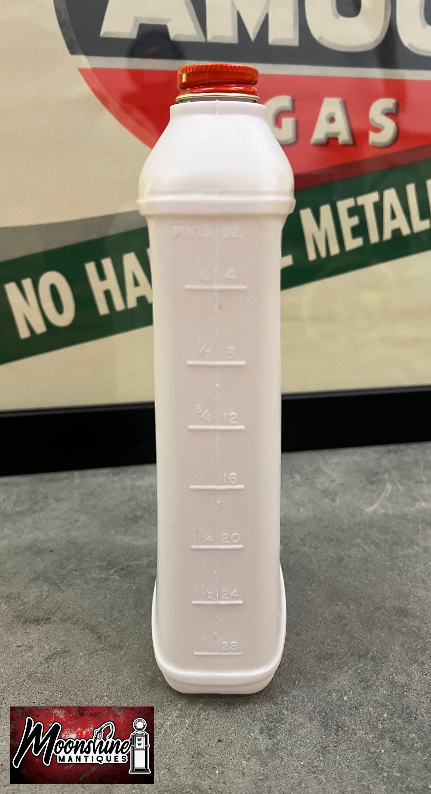 1960’s WOLF'S HEAD 2 Cycle Oil Bottle - Gas & Oil - Free Shipping!