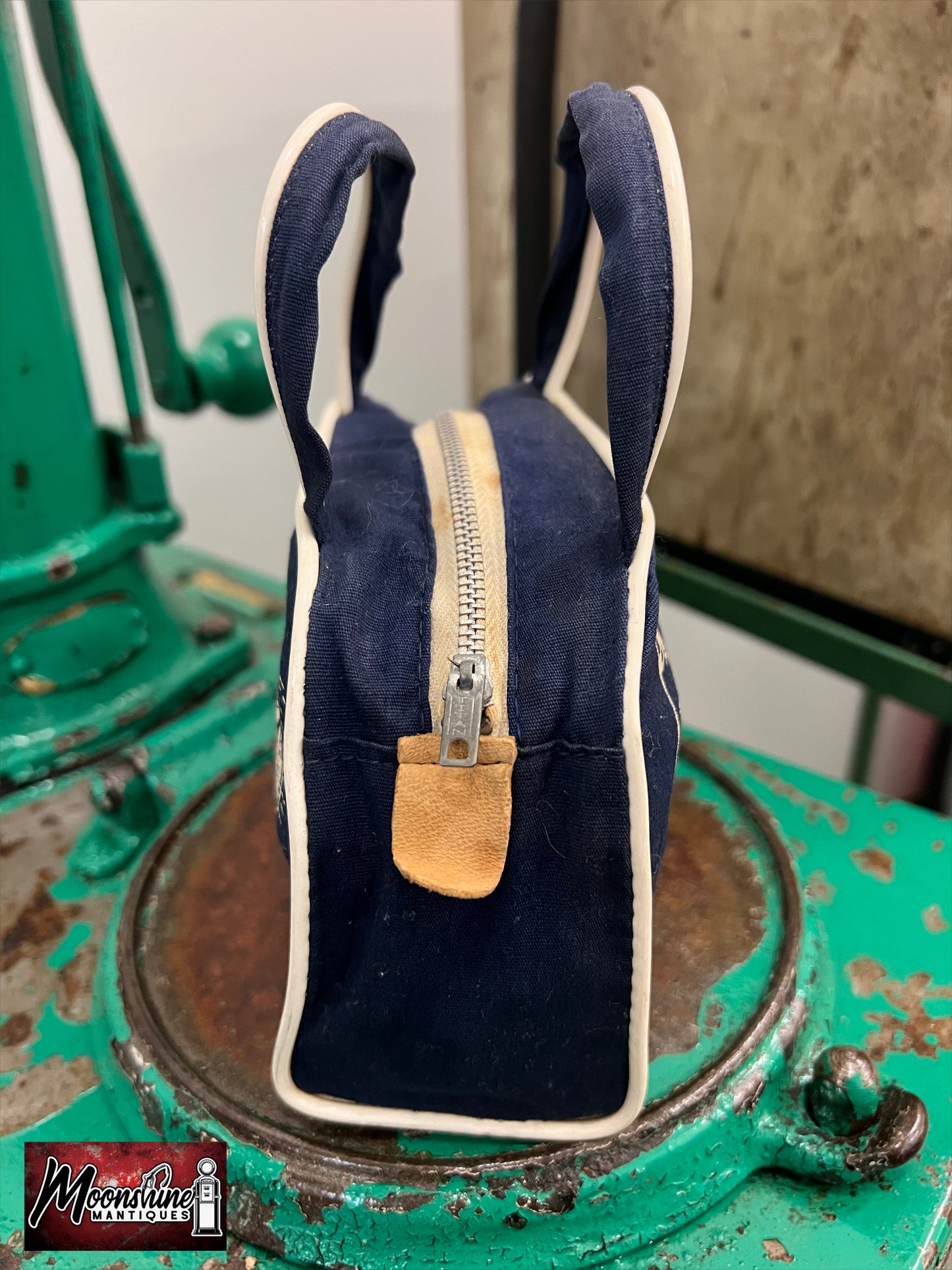 Vtg. INDIANAPOLIS SPEEDWAY Gift Shop Novelty Purse / Bag - Free Shipping!
