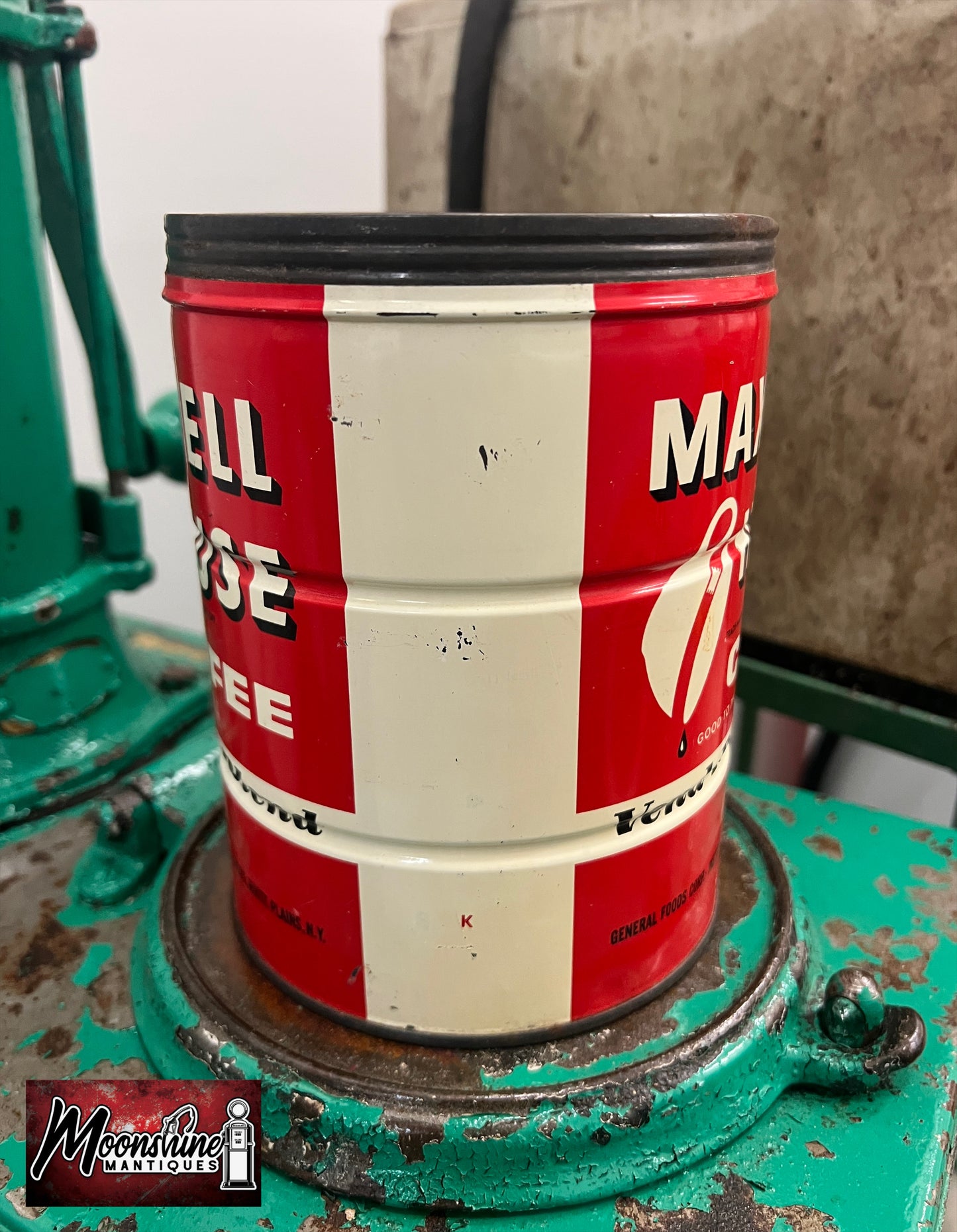 Vtg MAXWELL HOUSE Tin Can - Free Shipping!