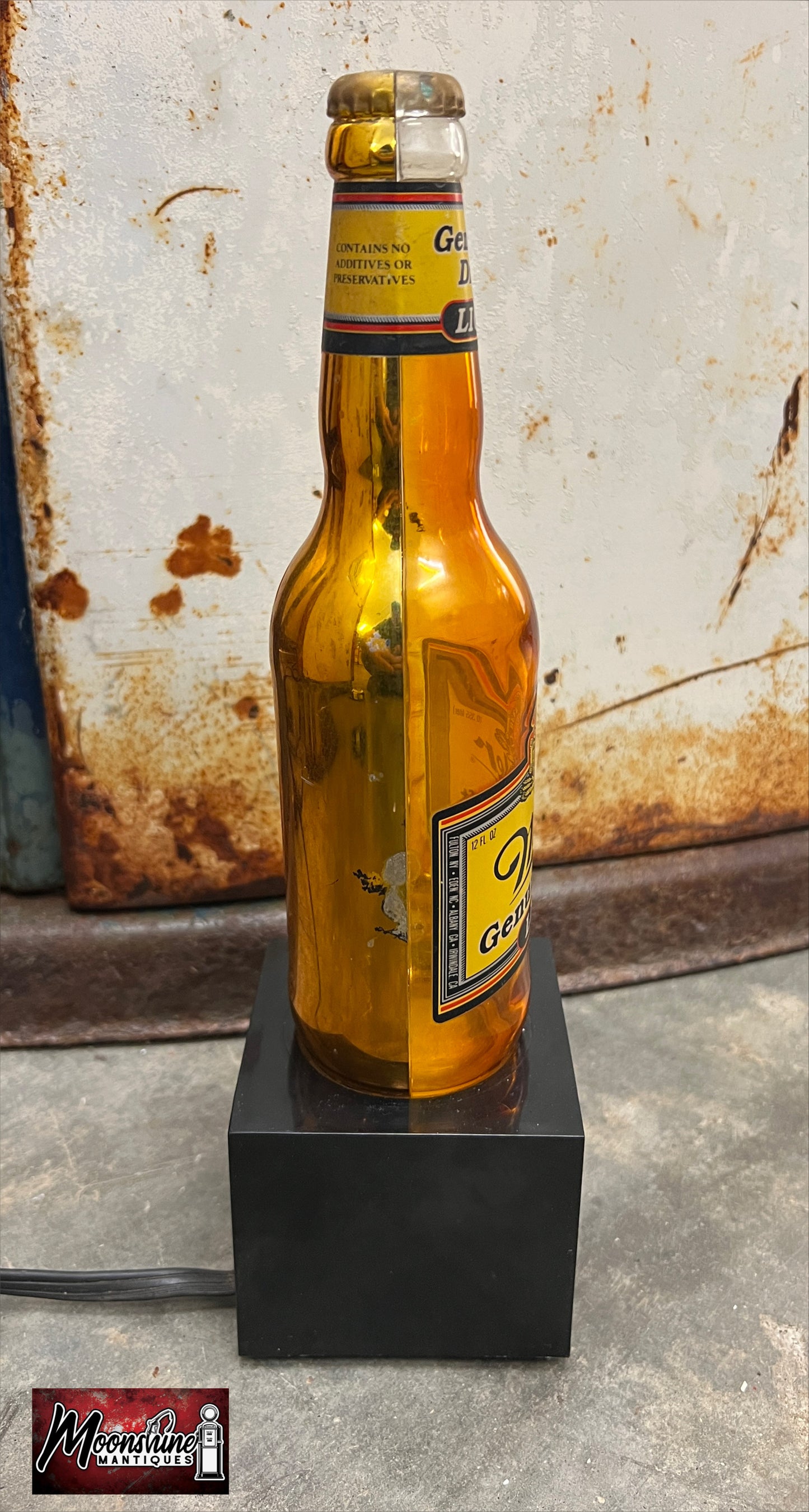 Vtg. MILLER GENUINE DRAFT Lighted Advertising Beer Bottle Sign - Free Shipping!